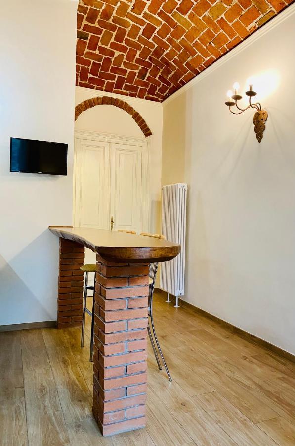 Exquisitely Renovated And Centrally Located Apartment With Free Parking Turyn Zewnętrze zdjęcie